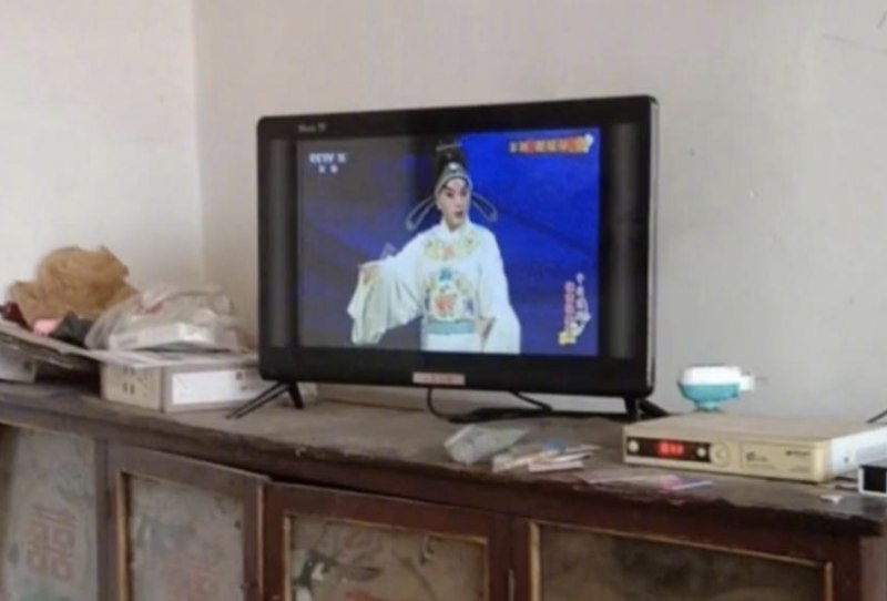 【404文库】视觉志｜200元电视上热搜，今年最大惨案